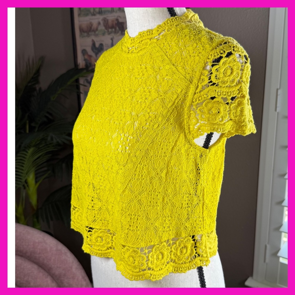 Forever 21 Lace Top, Mock Neck, Short Sleeve, Yellow Blouse, Size Small NWT - Picture 8 of 11